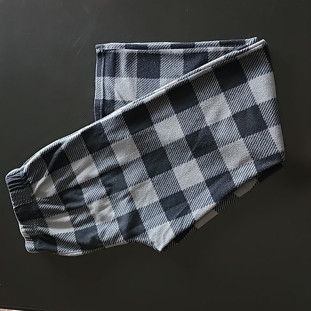 Men's size small sleep pants.  DG Hill brand.  Black and grey fleece with pocket